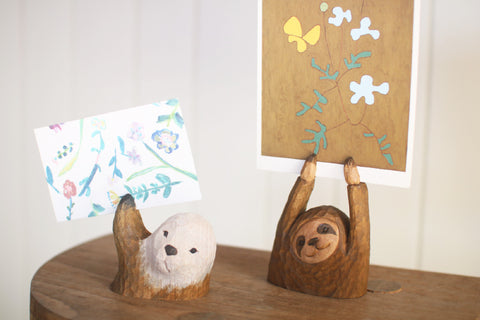 KIYATA Sea Otter Card Stand