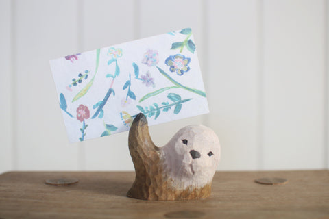 KIYATA Sea Otter Card Stand