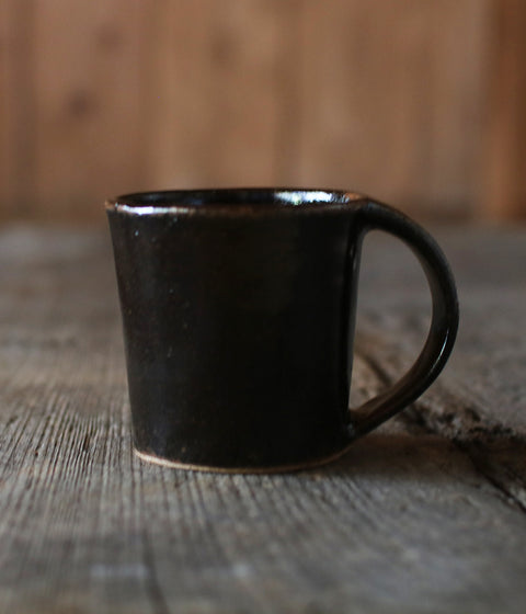 Dark Brown Pottery Mug (Black Glaze)