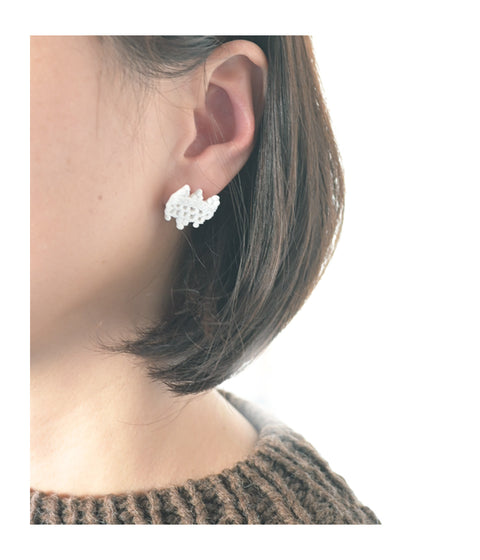 Kimiko Suzuki "Drawing Lace" Porcelain Single Earring {D} (30% OFF)