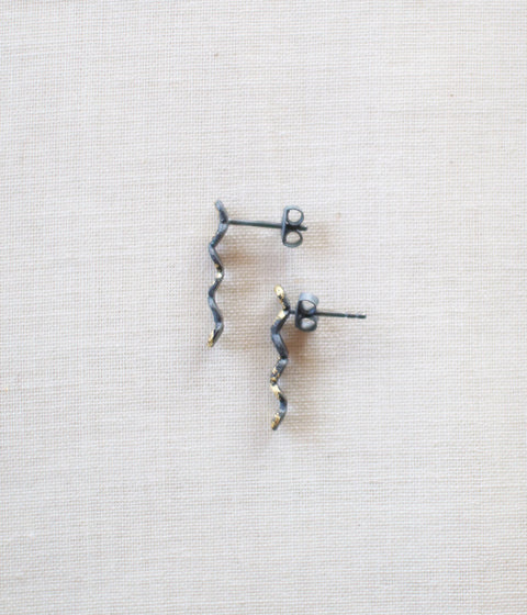 Jona "tenten futaba line" Stud Earrings
