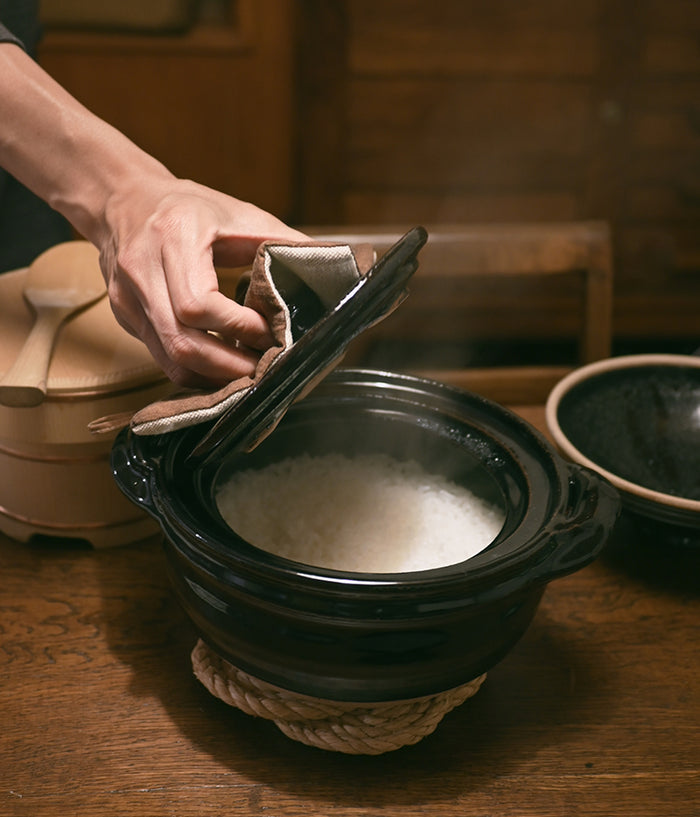 Azmaya Japanese Donabe Rice Cooker Shipped worldwide from Japan