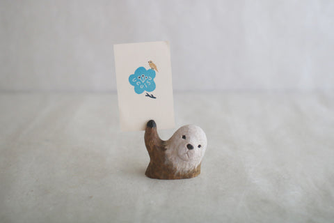KIYATA Sea Otter Card Stand