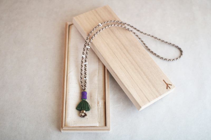 Kumihimo Necklace / Handmade Silk Braiding Jewelry by Noriko Yuki