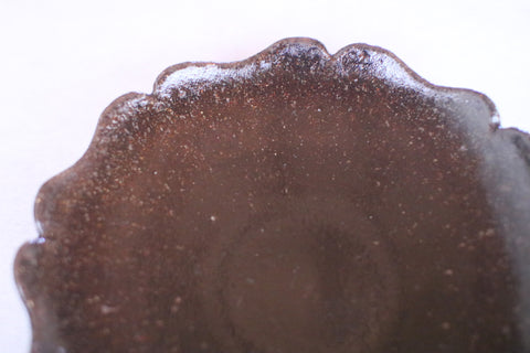 Dark Brown Flower-Shaped Ryoka Plate (18cm)