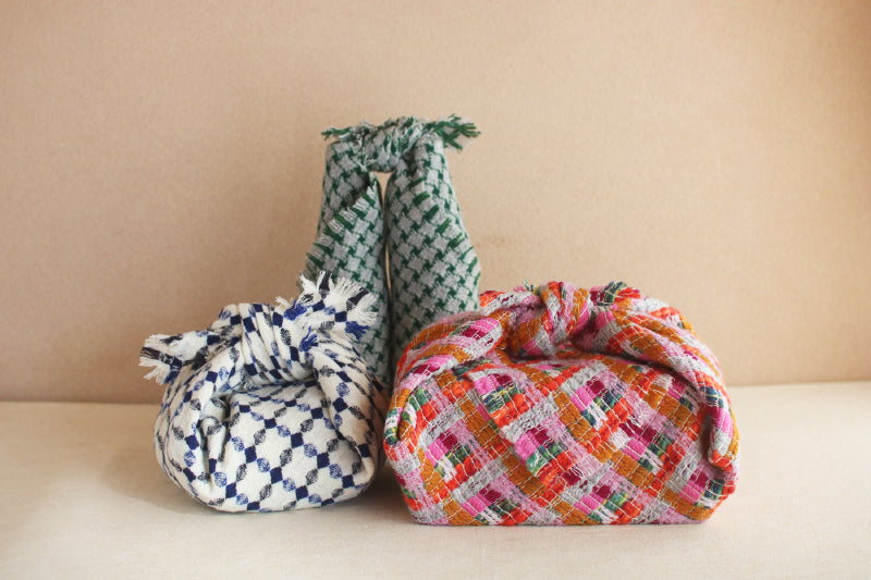 Woven Wool Square Cloth/Scarf {hound's tooth} (10% OFF) – UGUiSU STORE