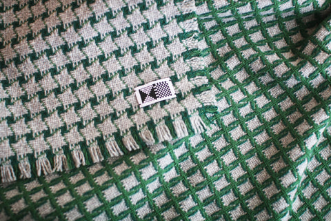 kijinokanosei Square Cloth {hound's tooth}