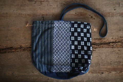 Patchwork Drawstring Shoulder Bag [B]