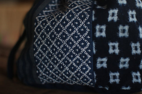 Patchwork Drawstring Shoulder Bag [B]