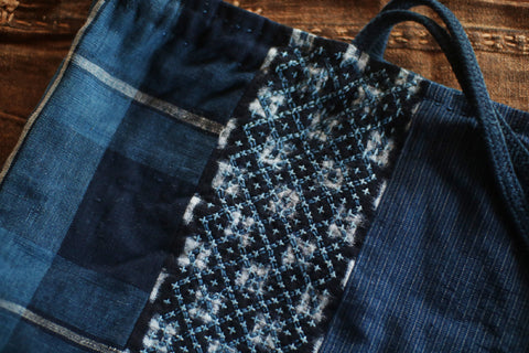 Patchwork Drawstring Shoulder Bag [B]