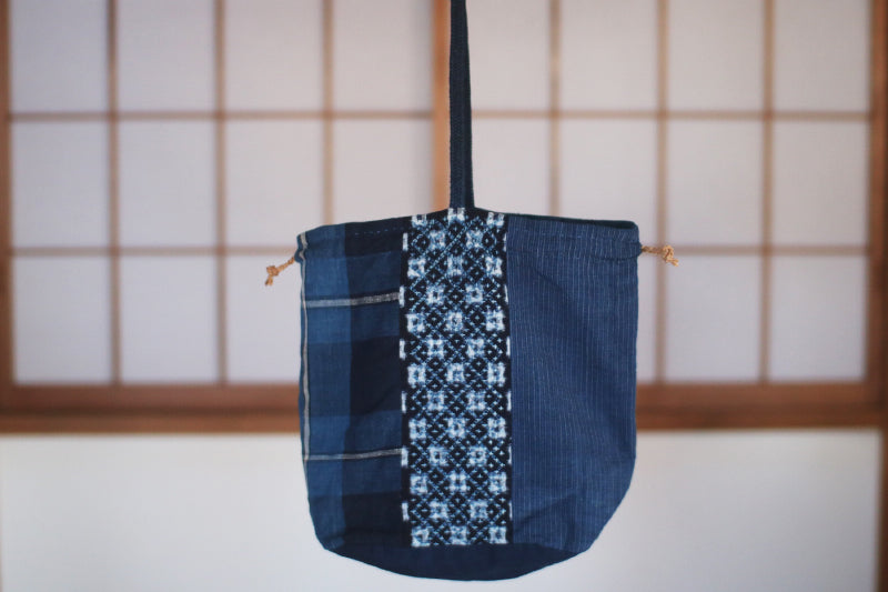 茜の隣の鋼の荻の　DRAWSTRING SHOULDER BAG Patchwork Drawstring Shoulder Bag [B] – UGUiSU STORE