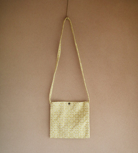 Woven Textile Shoulder Bag {mugiwara}