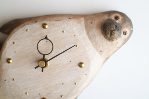 [PRE-ORDER] KIYATA Mother & Baby Seal Wall Clock