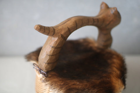 KIYATA Cat Basket