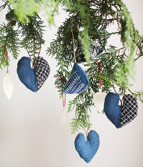 Sashiko Heart Ornament Card (30% Off)