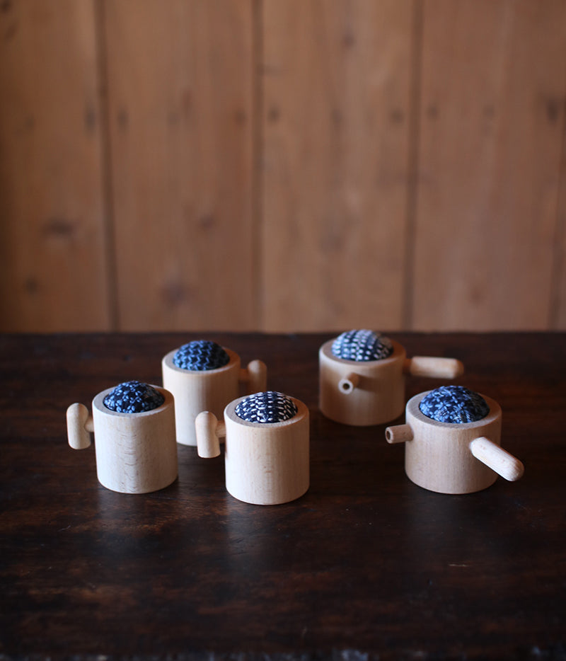 Sashiko Pincushion (Teapots & Cups)