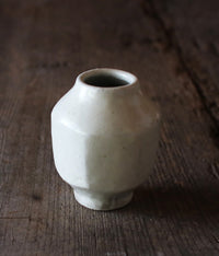 Mentori Kohiki Small White Vase