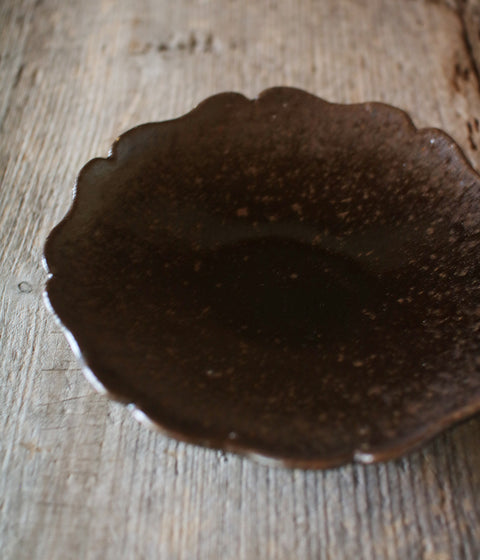Black Glaze Flower-Shaped Plate