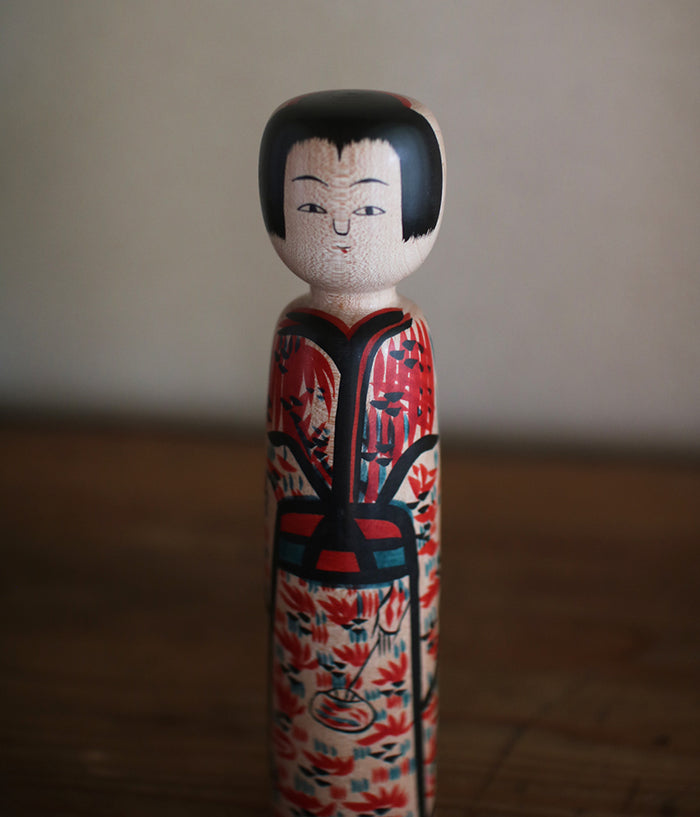 Ogura-Ishigura Style Kokeshi Doll {Short}