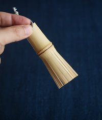 Fine Teeth Bamboo Scraper