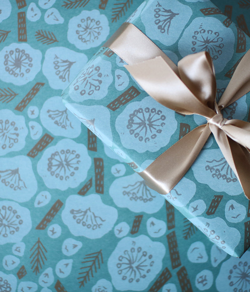 Natsuko Kozue A3 Wrapping Paper {Wild Rose / Gold on Green}