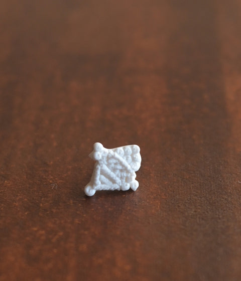 Kimiko Suzuki "Drawing Lace" Porcelain Single Earring {B} (30% Off)