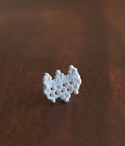 Kimiko Suzuki "Drawing Lace" Porcelain Single Earring {D} (30% OFF)