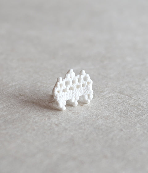 Kimiko Suzuki "Drawing Lace" Porcelain Single Earring {D} (30% OFF)