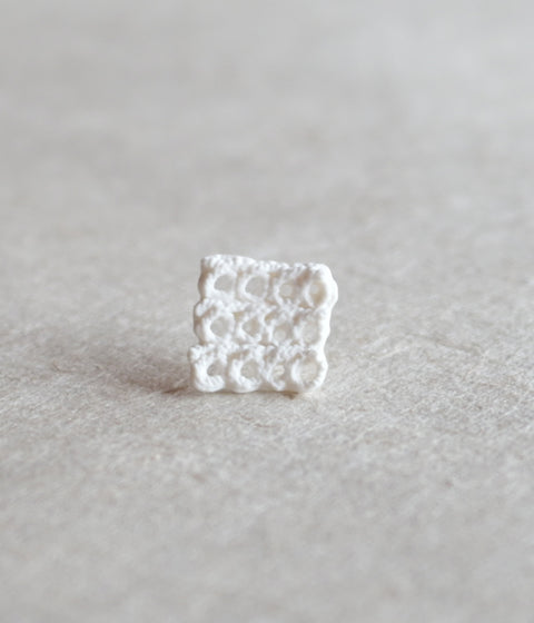 Kimiko Suzuki "Drawing Lace" Porcelain Single Earring {E} (30% OFF)
