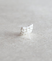 Kimiko Suzuki "Drawing Lace" Porcelain Single Earring {E}