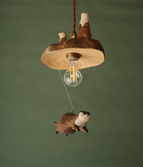 [PRE-ORDER] Otter Lamp