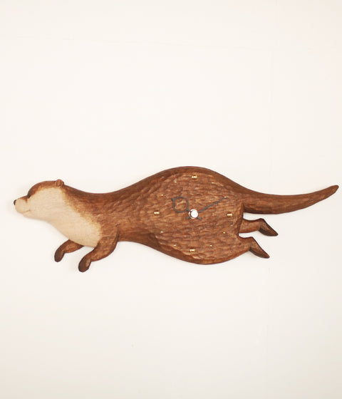 [PRE-ORDER] Otter Wall Clock