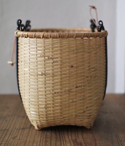 Bamboo Basket Round Tote - Black Handle