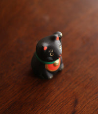 Mini Maneki-neko Cat {Black}