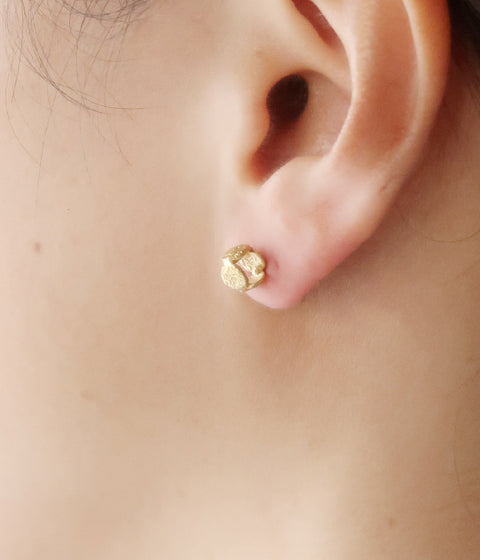 Jona "tenten comaru" Stud Earrings {Gold} (ships in 1 week)