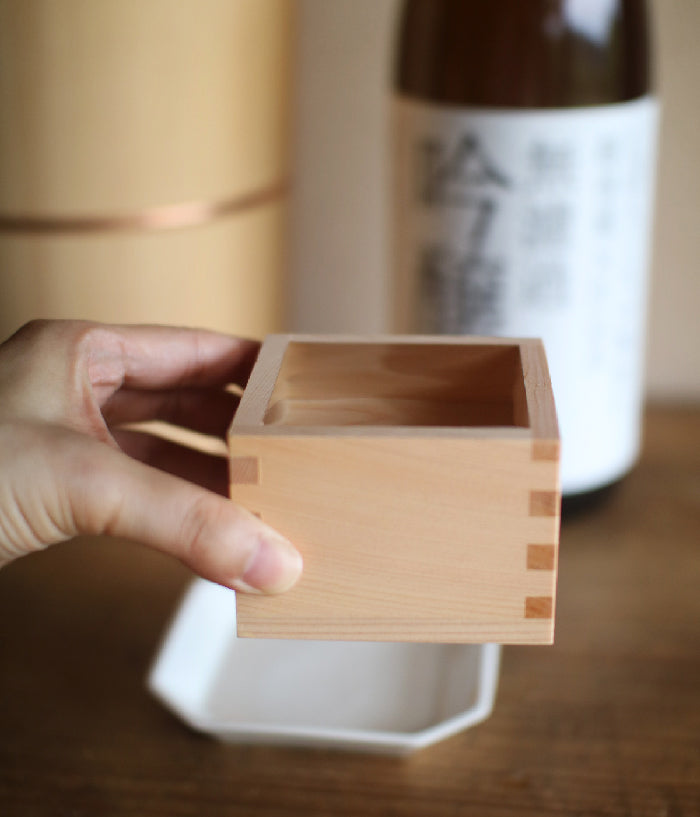 Azmaya Hinoki Masu Sake Cup Shipped worldwide from Japan UGUiSU STORE