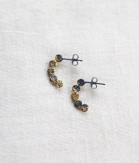 Jona "tenten hoop" Stud Earrings {Black}