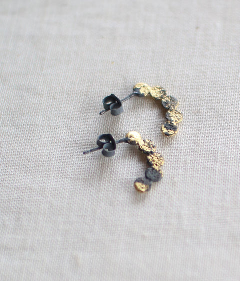 Jona "tenten hoop" Stud Earrings {Black}
