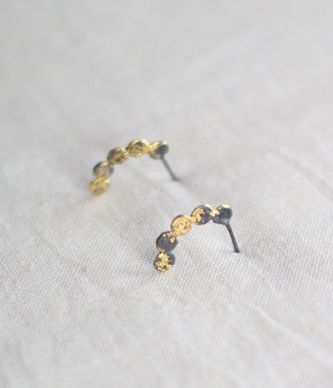 Jona "tenten hoop" Stud Earrings {Black}