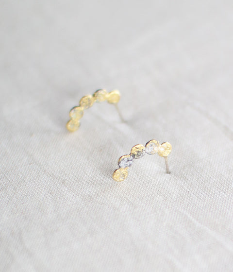 Jona "tenten hoop" Stud Earrings {White}