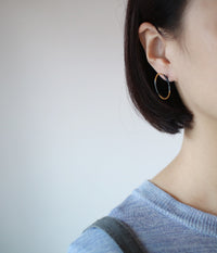 [SALE] Jona "bubble" Stud Earrings {Black}