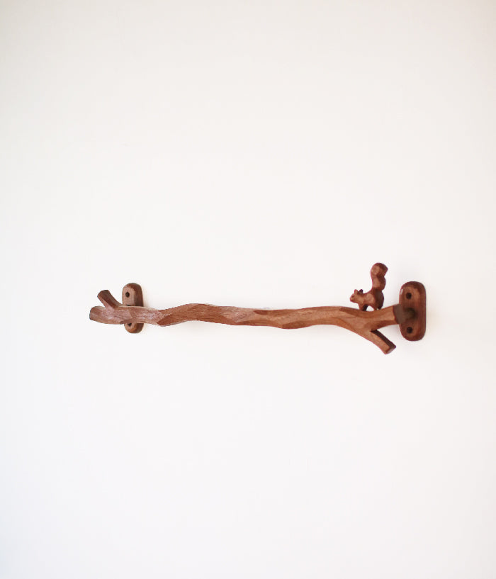 [PRE-ORDER] Squirrel Towel Bar