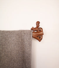 [PRE-ORDER] Squirrel Towel Bar