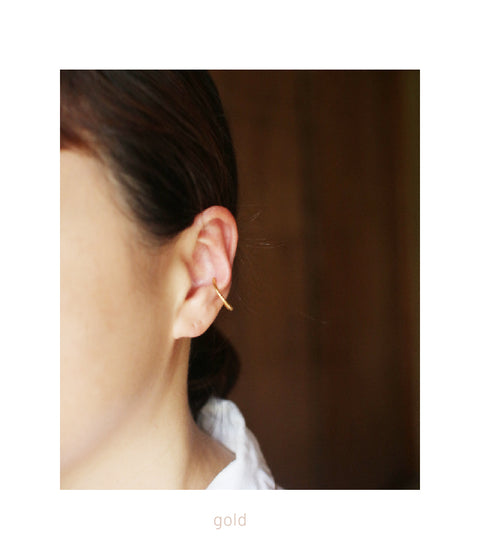 Jona "Wa" Ear Cuff Light Small / White, Black, Gold