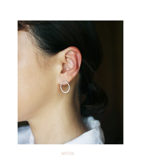 Jona Yubiwa Earrings Small / White, Black, Gold