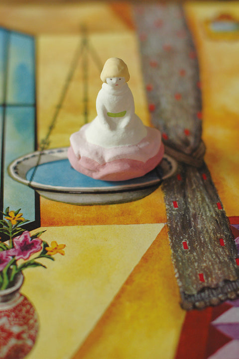[20% OFF] Small Ceramic Figure {Thumbelina}